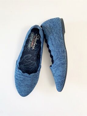 Skechers "Cleo Newford" Navy Flats ~ 6